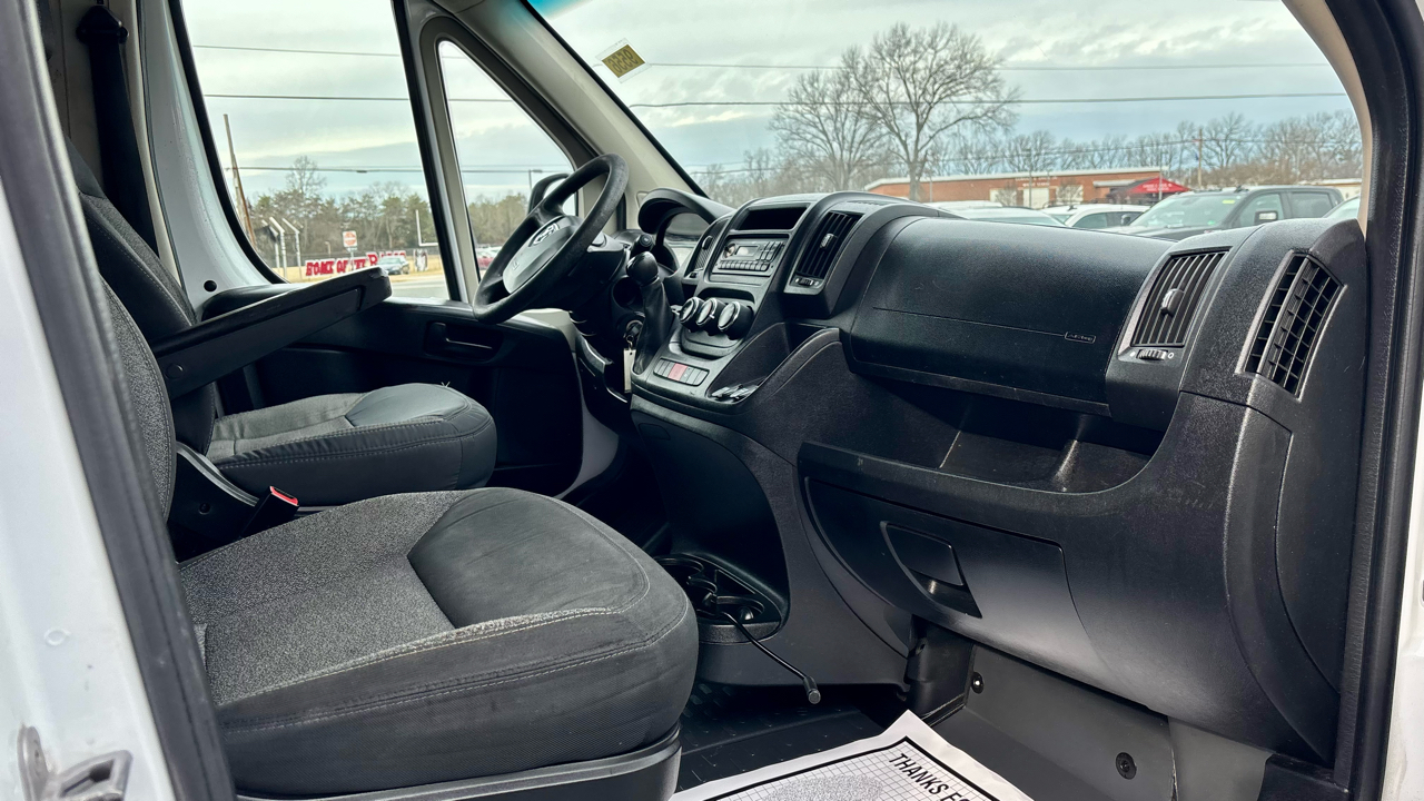 RAM ProMaster Cargo Van 1500 Low Roof 136" WB 2017