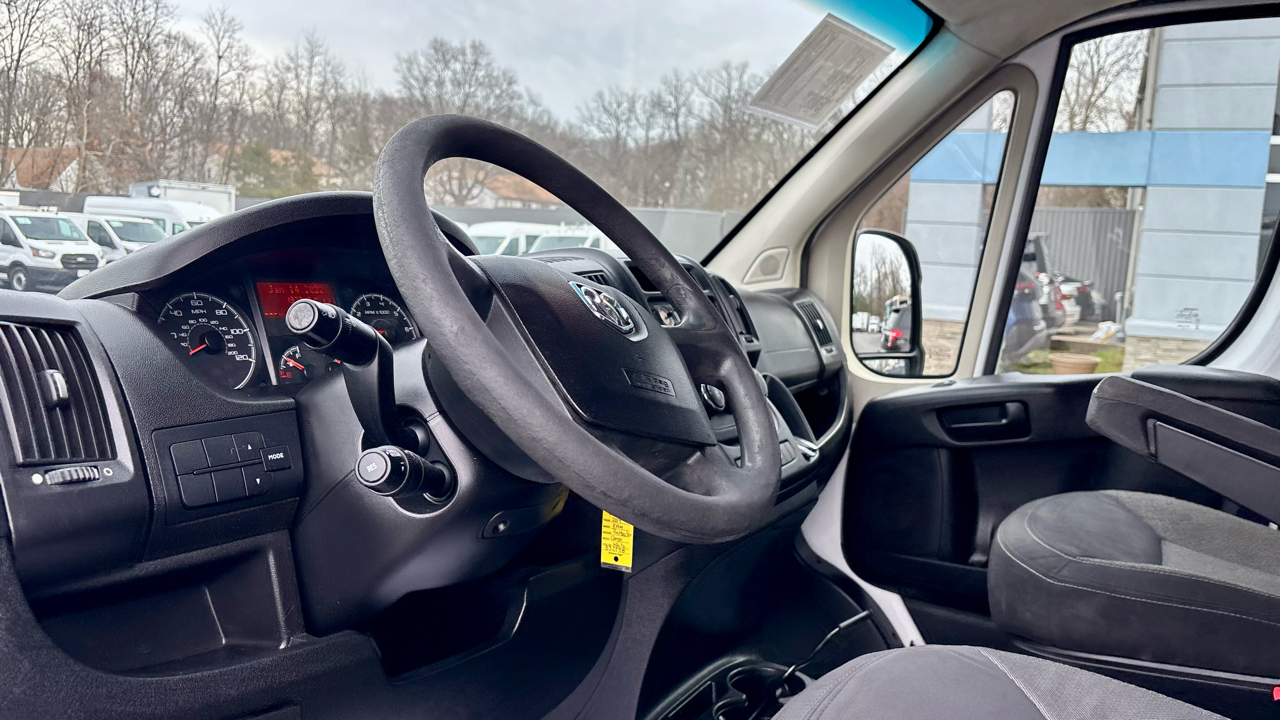 RAM ProMaster Cargo Van 1500 Low Roof 136" WB 2017