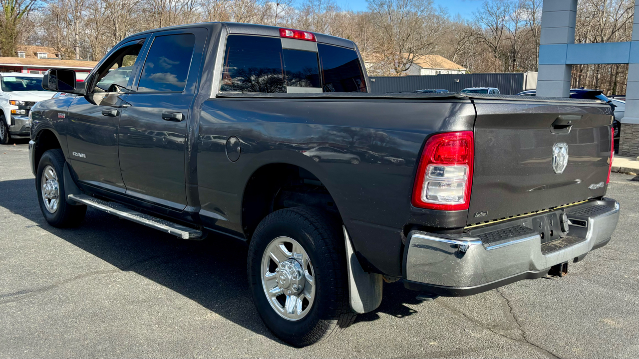 RAM 2500 Tradesman 4x4 Crew Cab 6'4" Box 2020