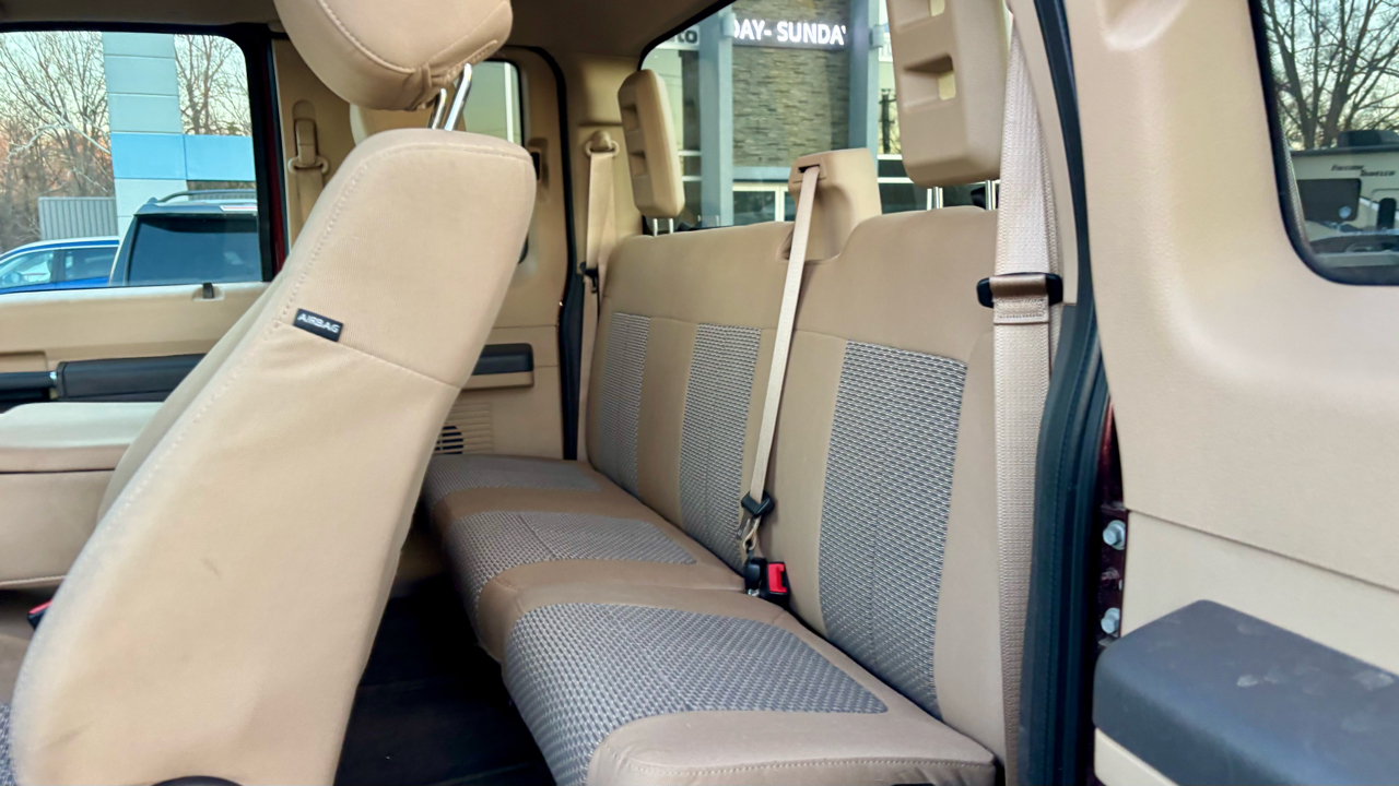 Ford Super Duty F-250 SRW  2016