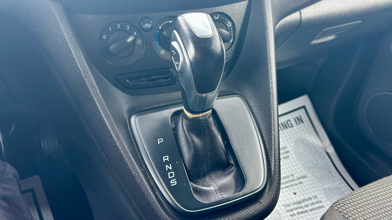 Ford Transit Connect Van XL LWB w/Rear Symmetrical Doors 2018