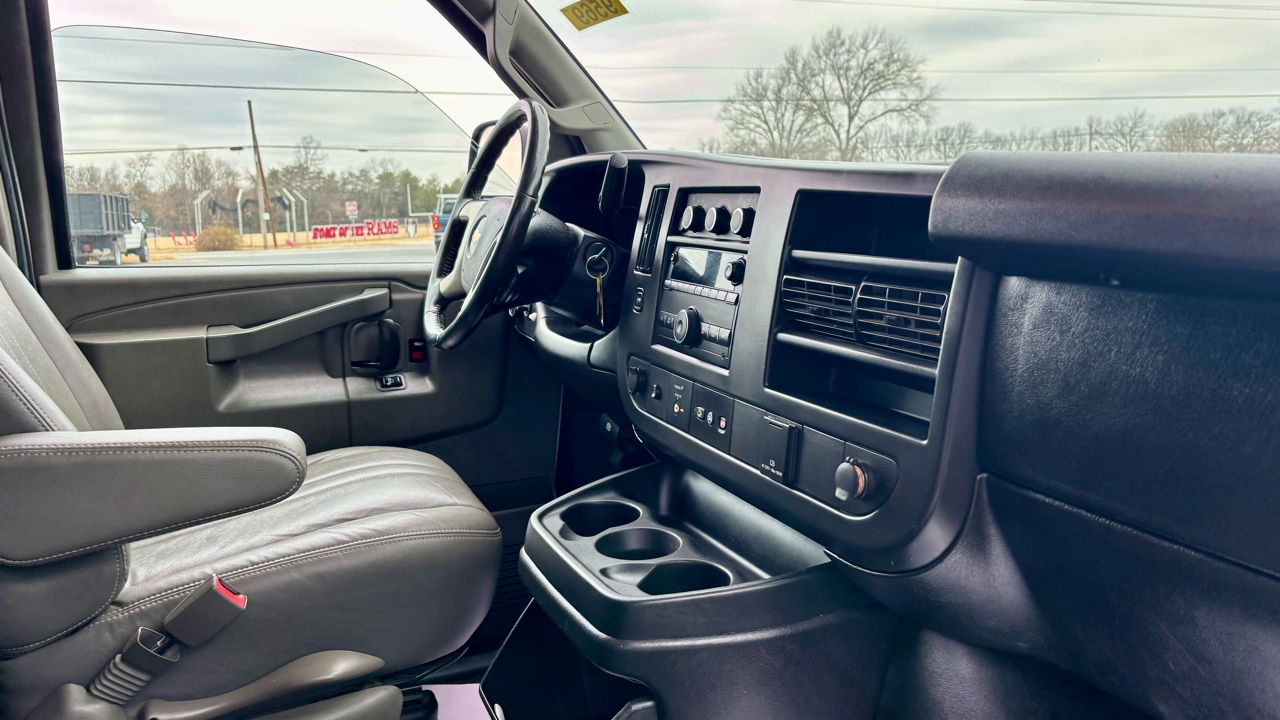 Chevrolet Express Cargo Van  2017