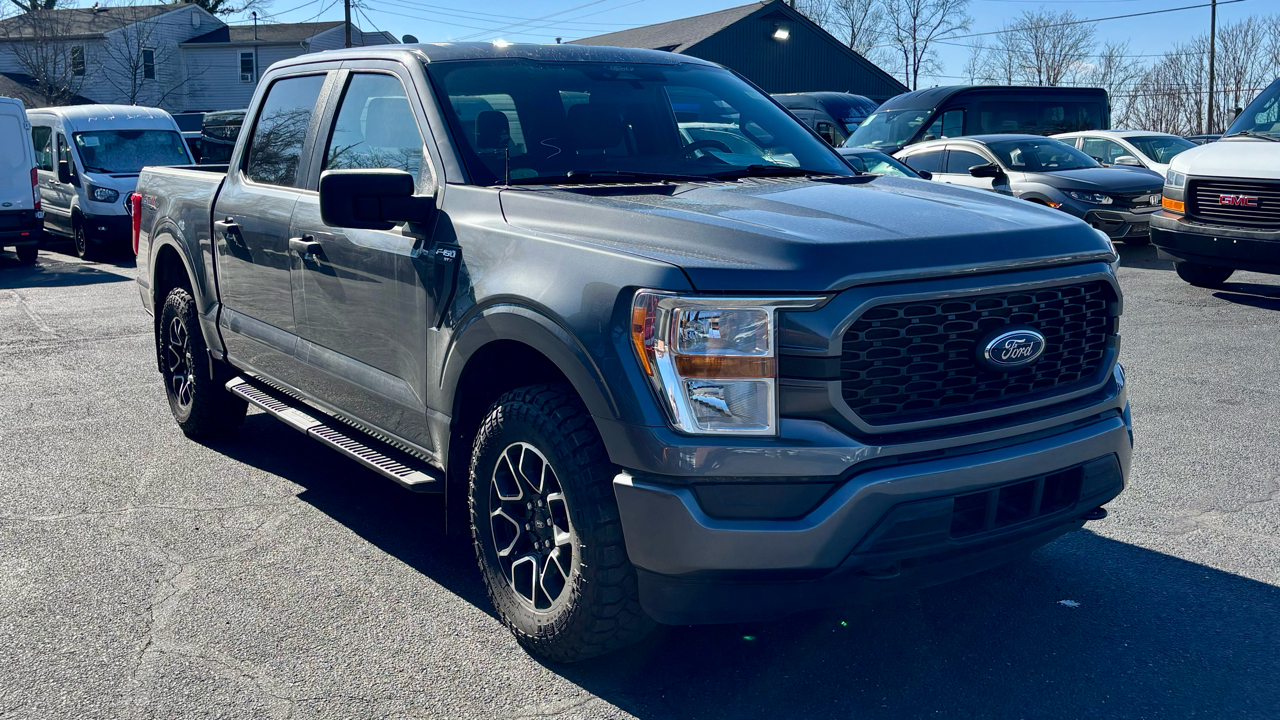 Ford F-150 STX SuperCrew 4WD 2022