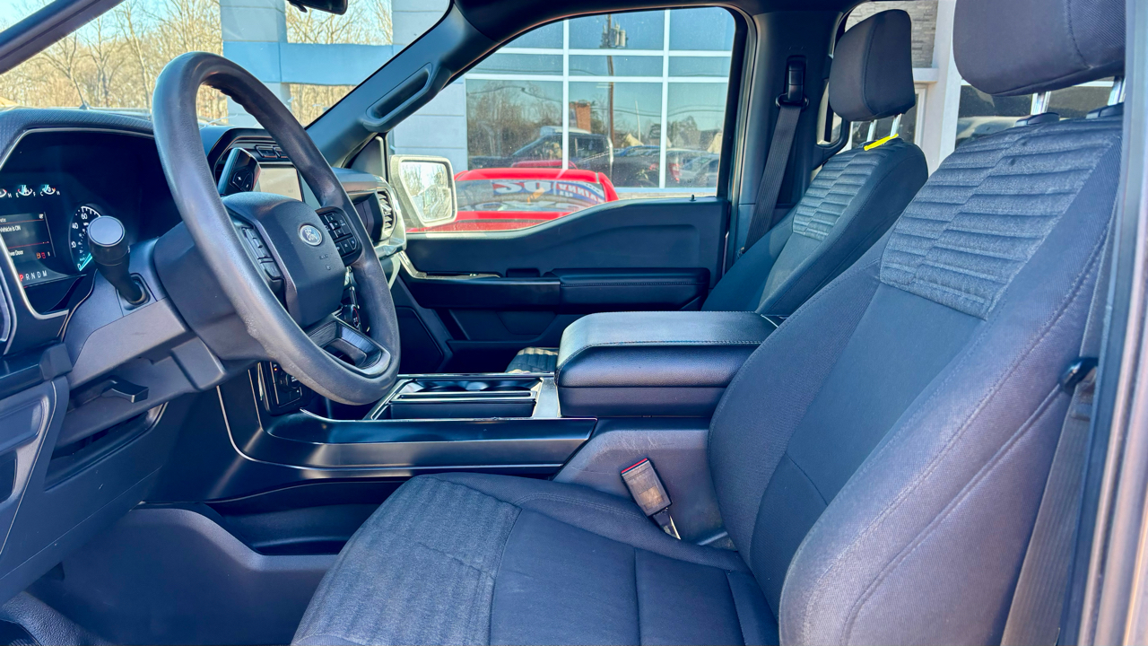 Ford F-150 STX SuperCrew 4WD 2022