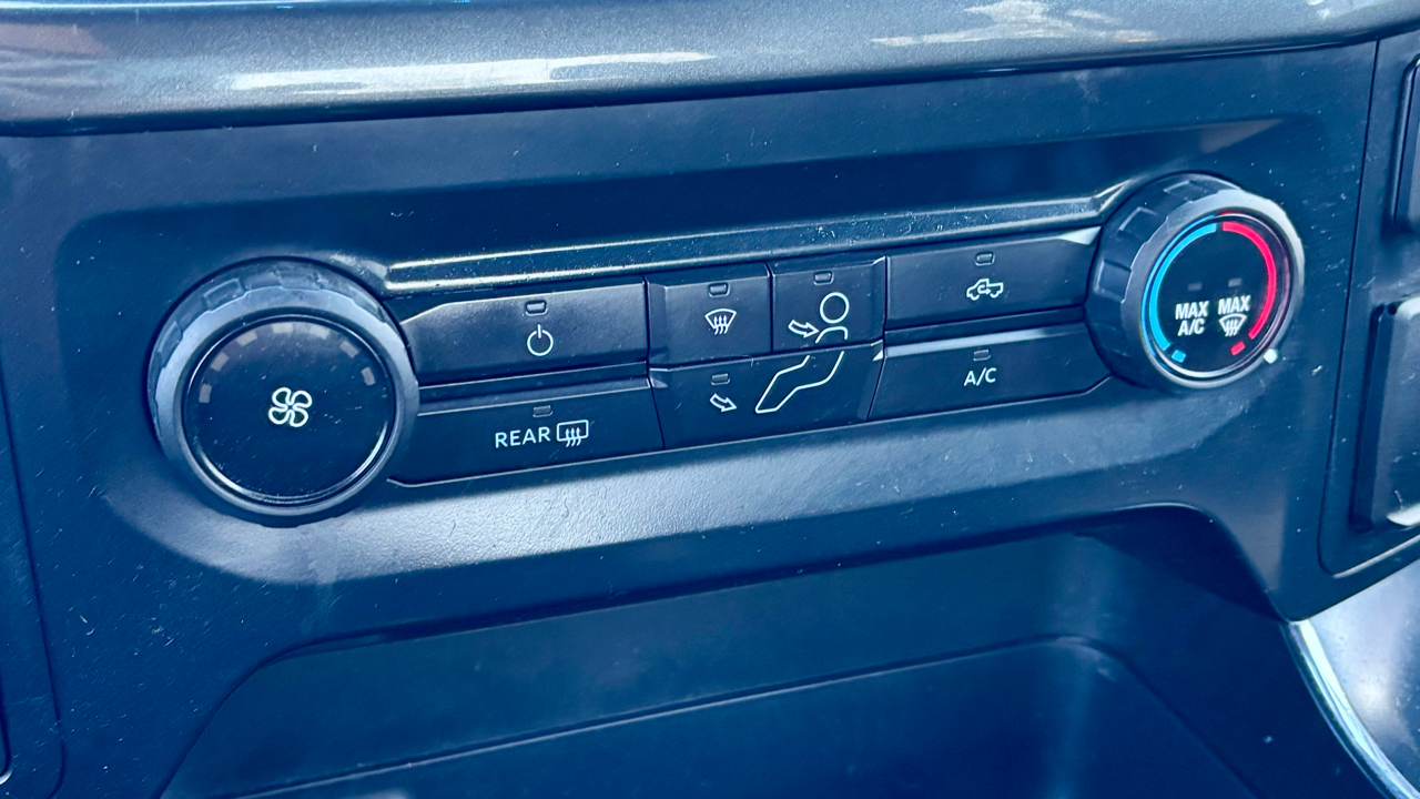 Ford F-150 STX SuperCrew 4WD 2022