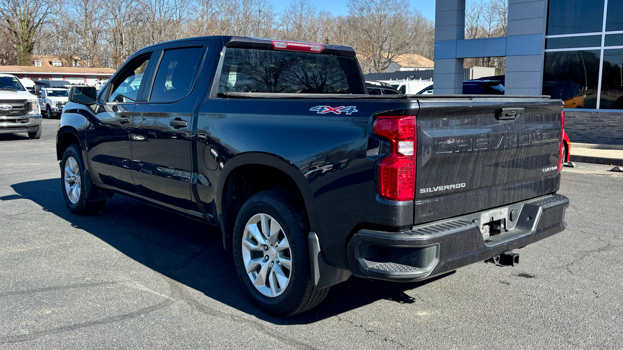 Chevrolet Silverado 1500 4WD Crew Cab 147" Custom 2023