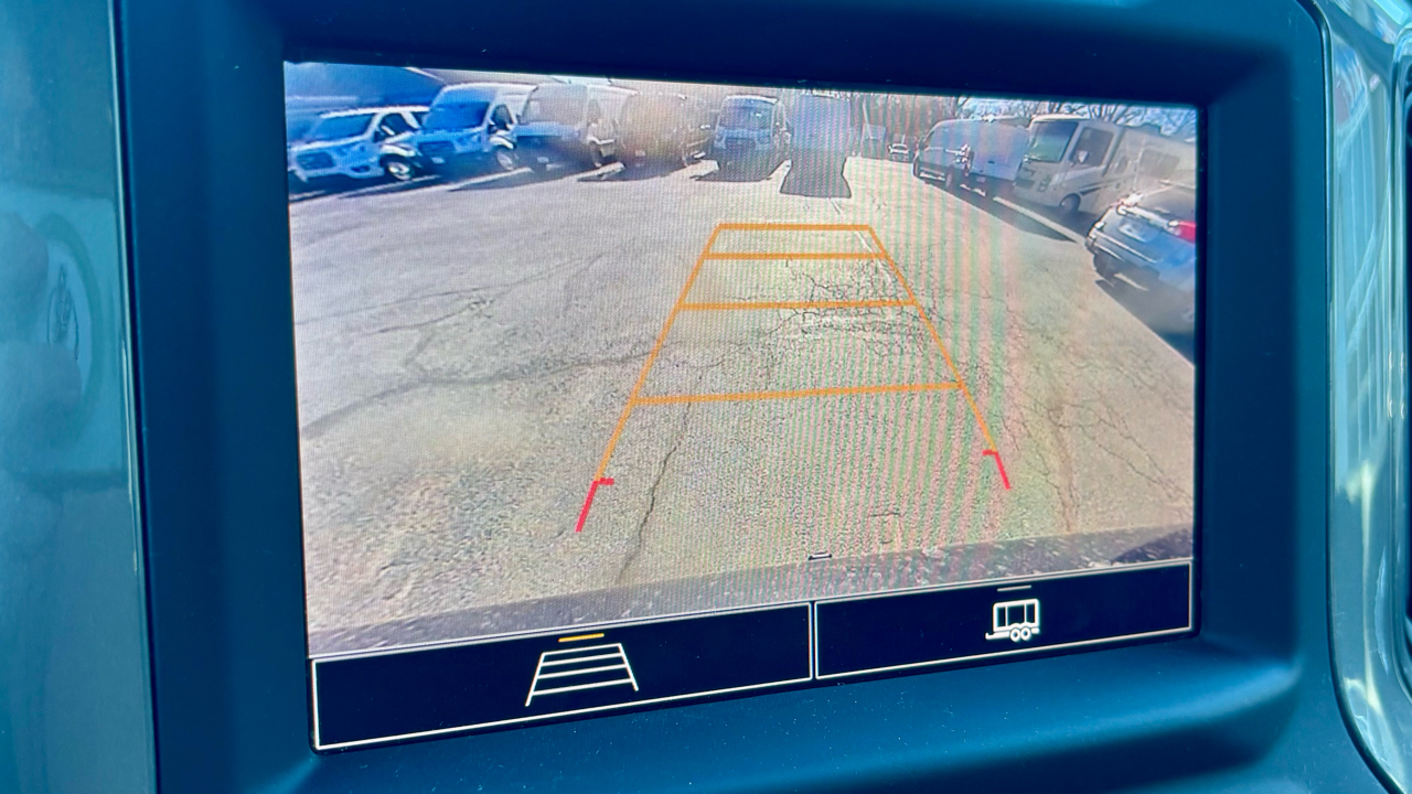 Chevrolet Silverado 1500 4WD Crew Cab 147" Custom 2023