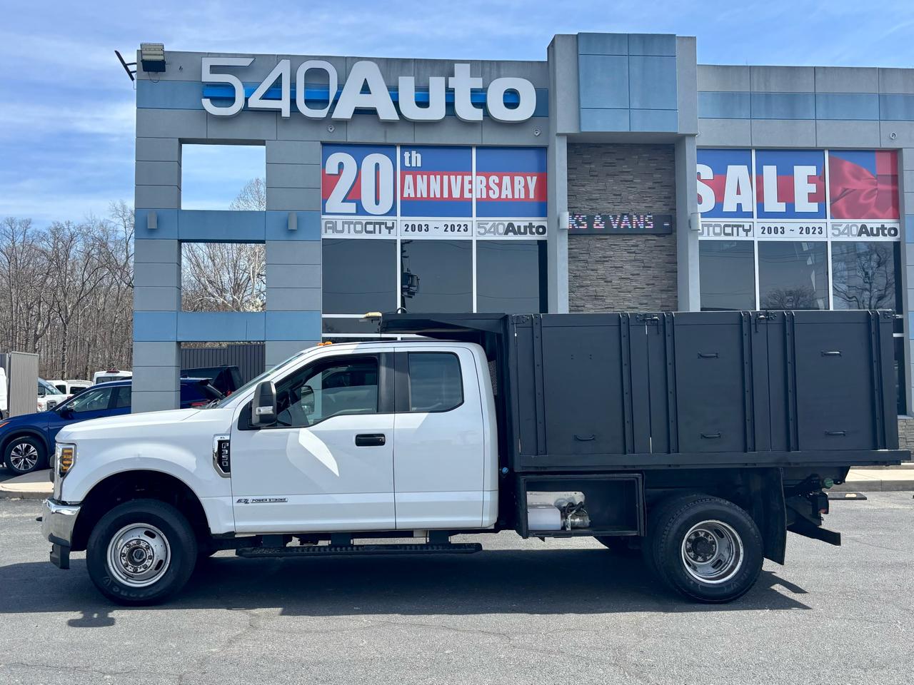 Ford Super Duty F-350 DRW  2019