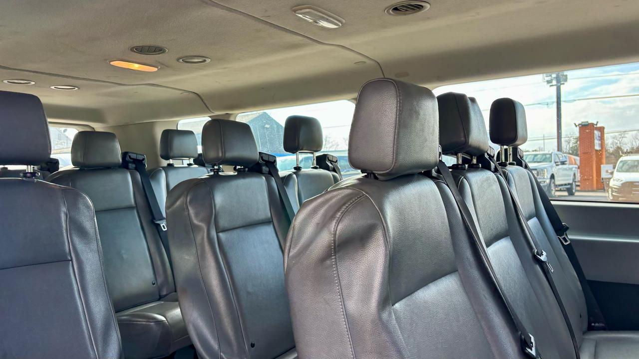 Ford Transit Passenger Wagon  2019