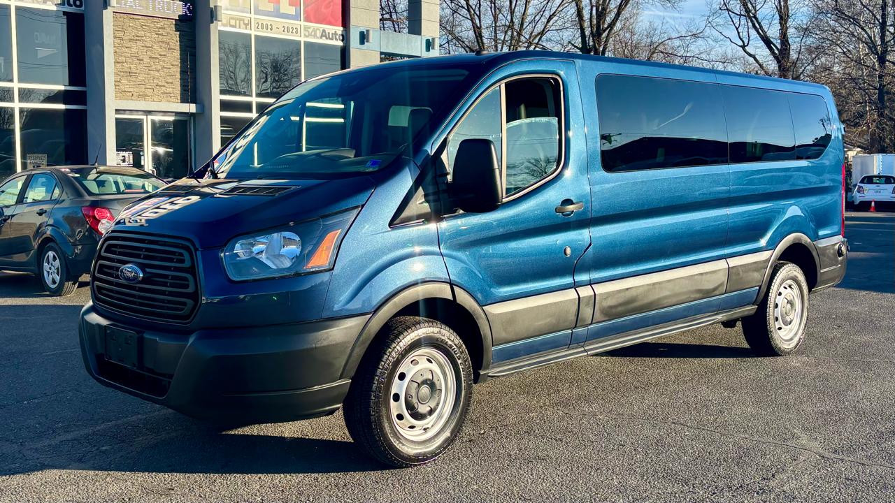 Ford Transit Passenger Wagon T-350 148" Low Roof XLT Swing-Out RH Dr 2019