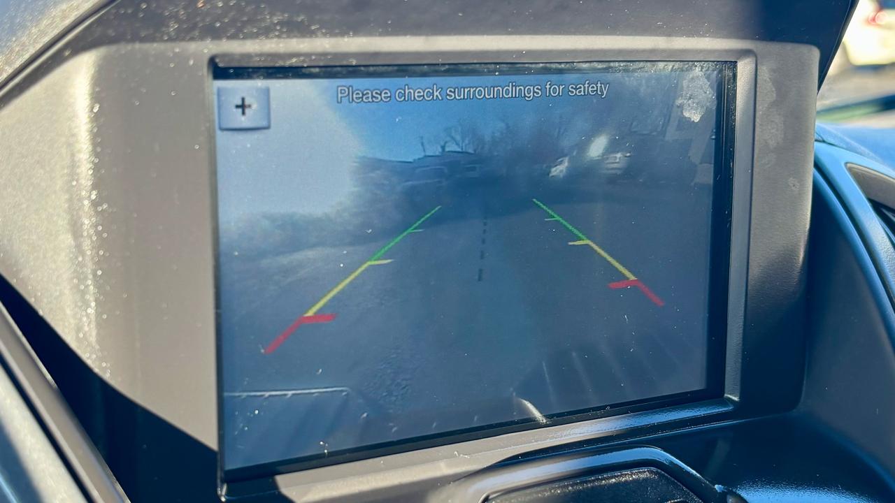 Ford Transit Passenger Wagon T-350 148" Low Roof XLT Swing-Out RH Dr 2019