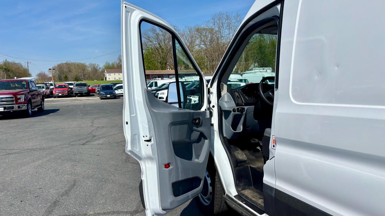 Ford Transit Van  2019