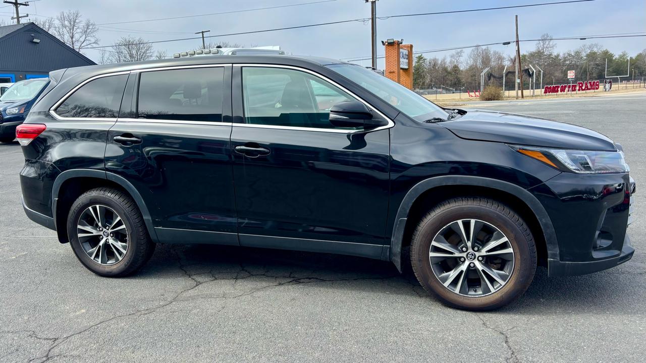 Toyota Highlander  2019