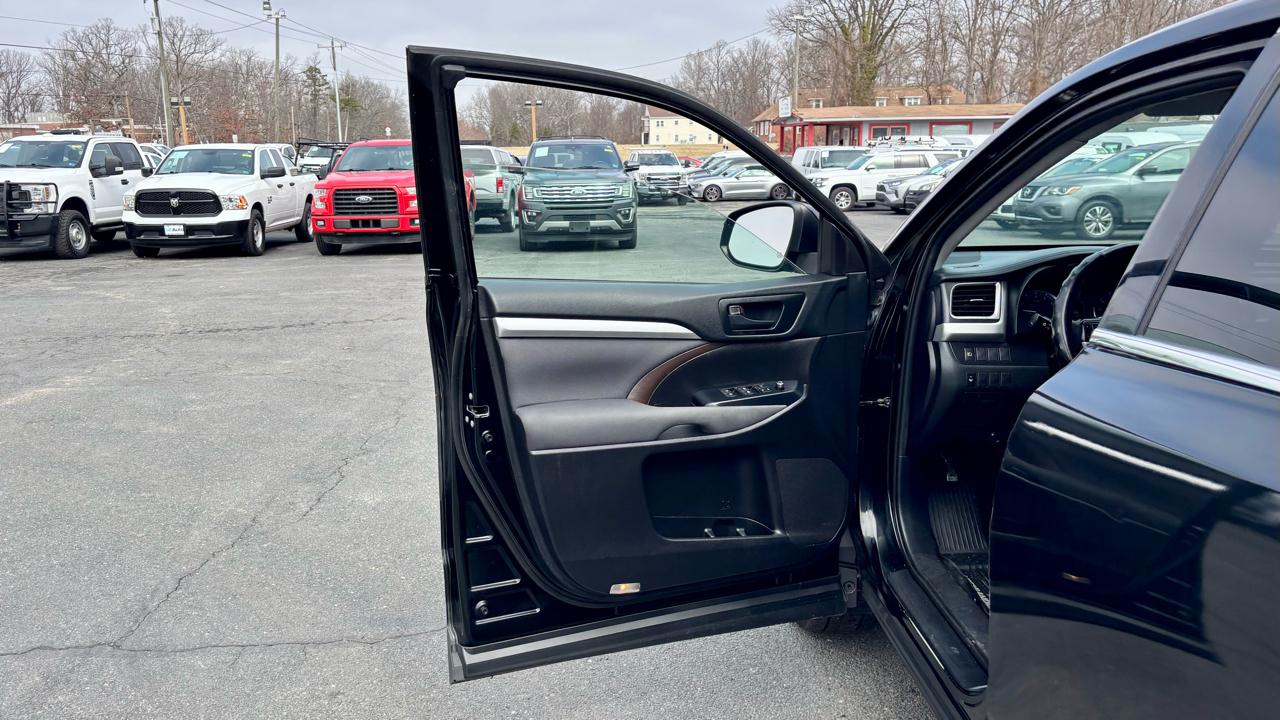 Toyota Highlander  2019