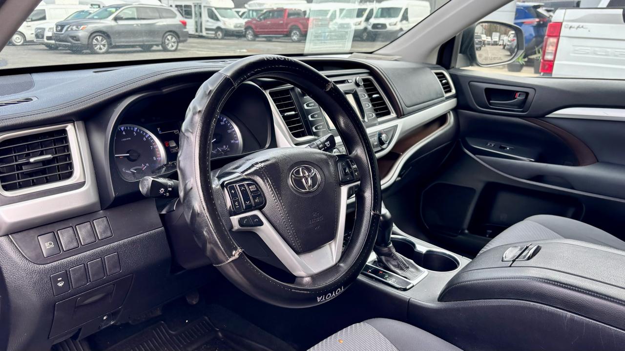 Toyota Highlander  2019