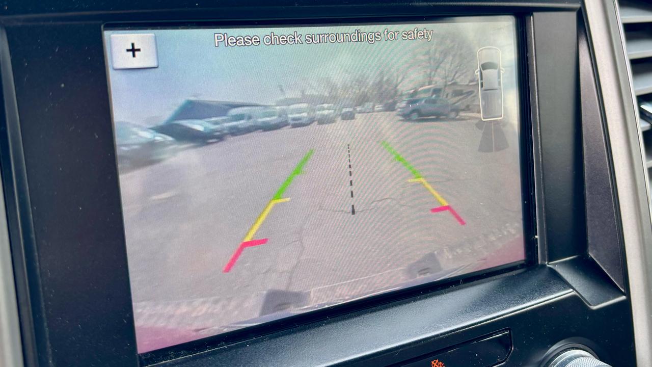 Ford F-150 4WD SuperCrew 145" Lariat 2016