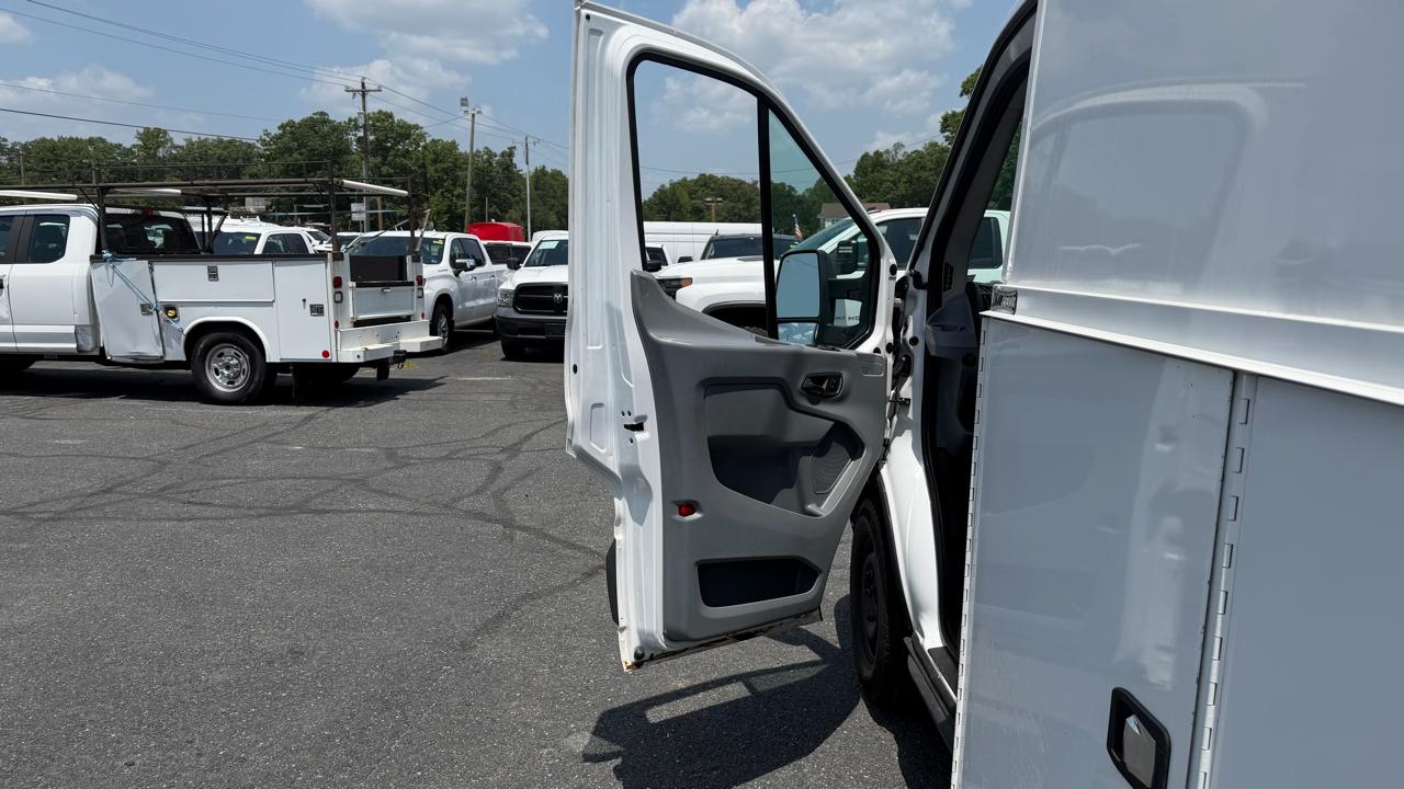 Ford Transit Cutaway  2017
