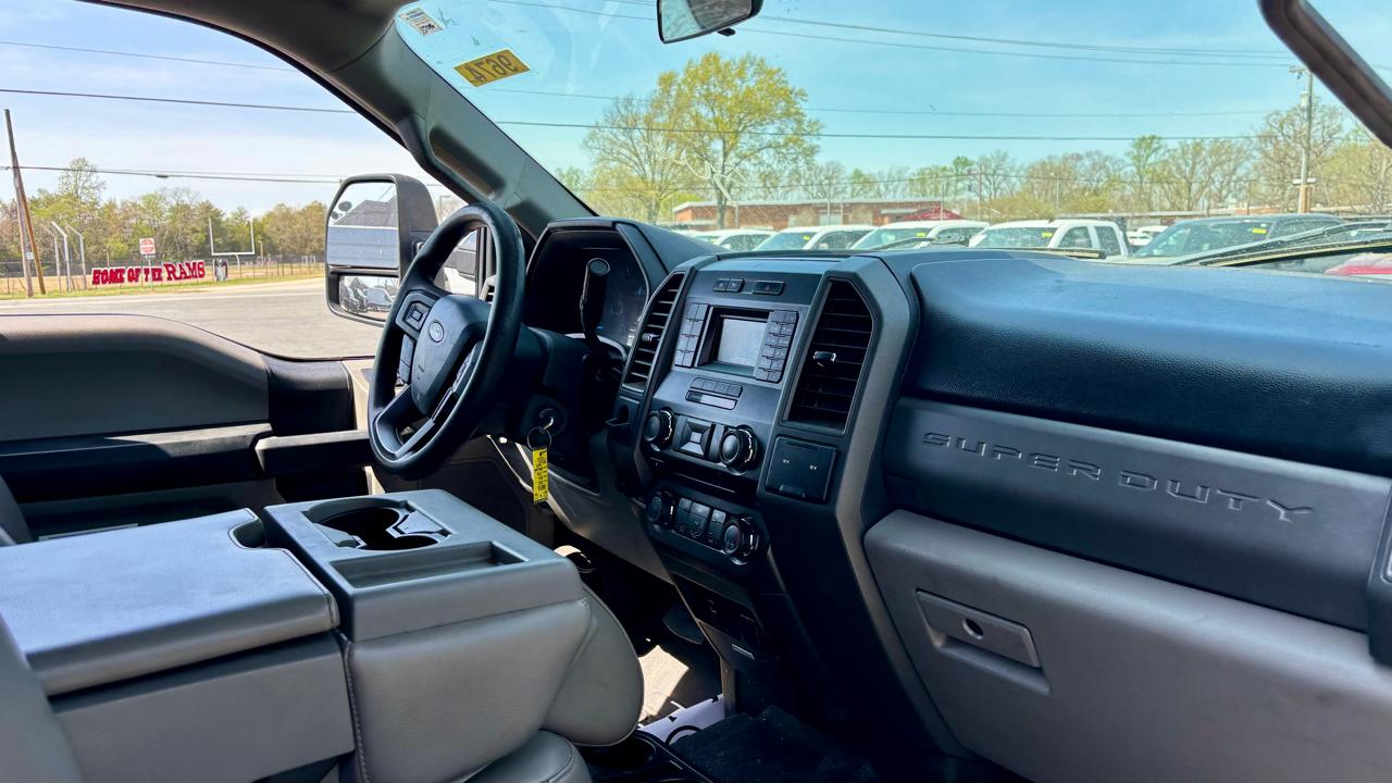 Ford Super Duty F-350 DRW  2018