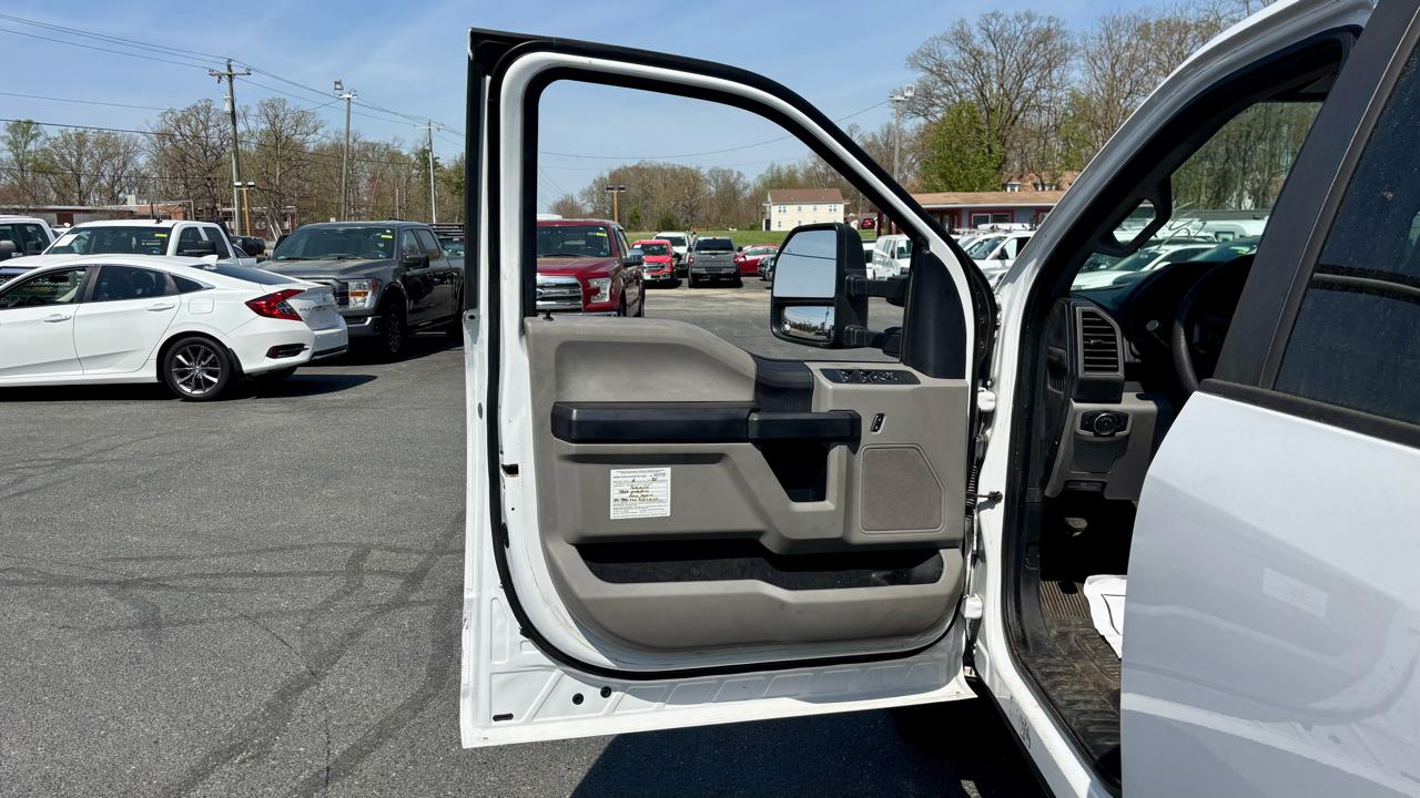 Ford Super Duty F-350 DRW  2018