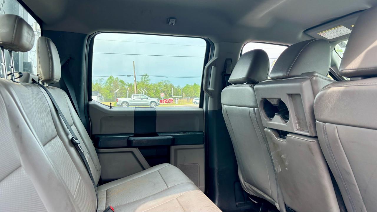 Ford Super Duty F-550 DRW  2022