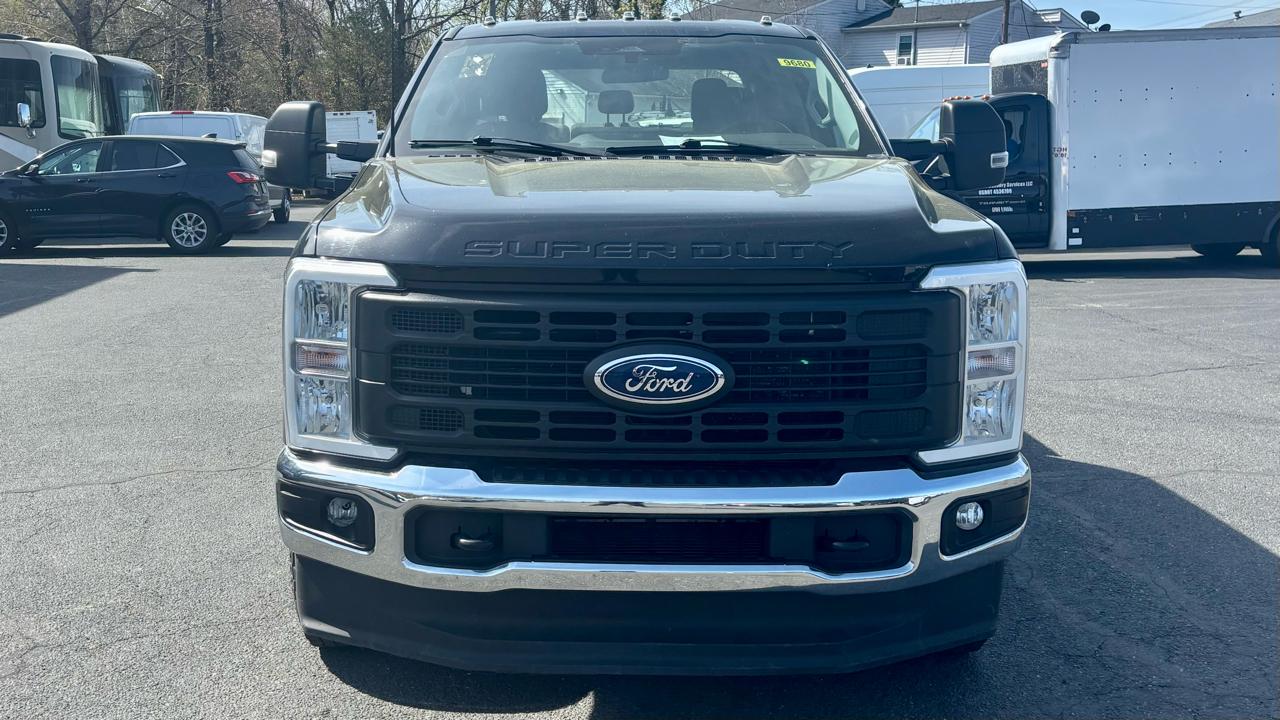 Ford Super Duty F-350 DRW  2024