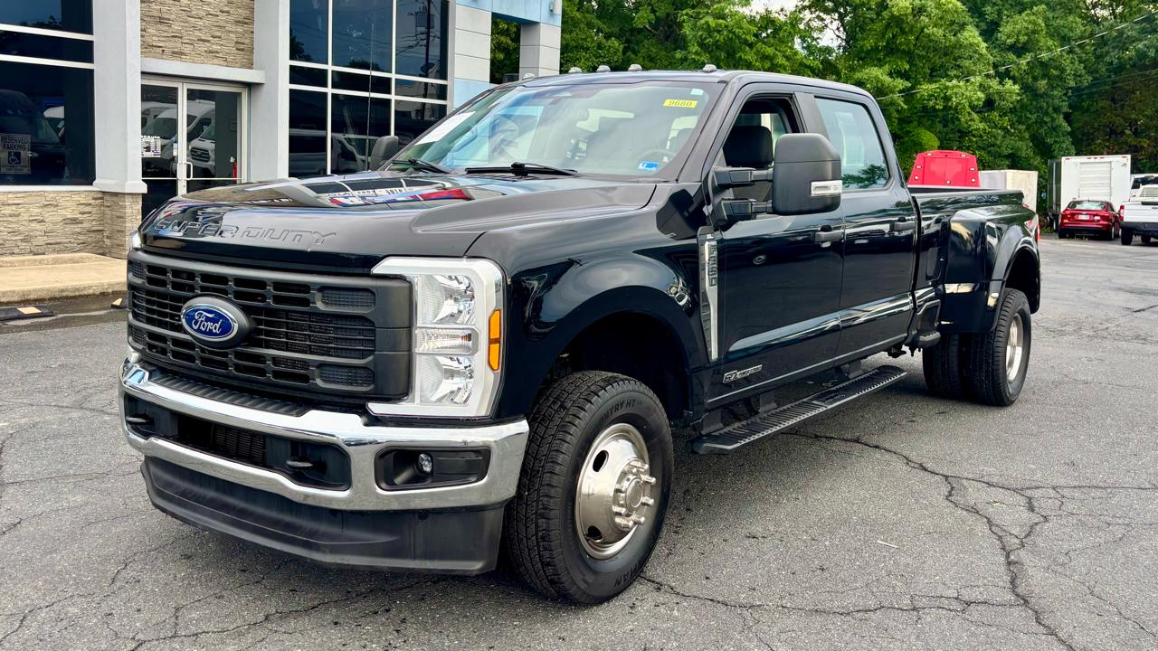Ford Super Duty F-350 DRW  2024