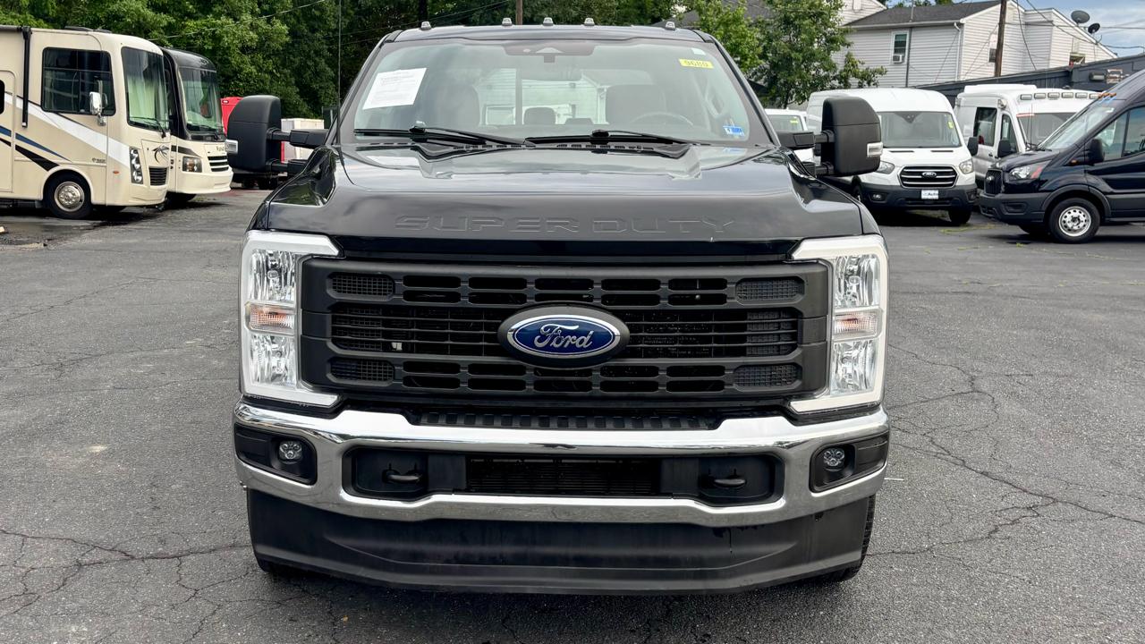 Ford Super Duty F-350 DRW  2024