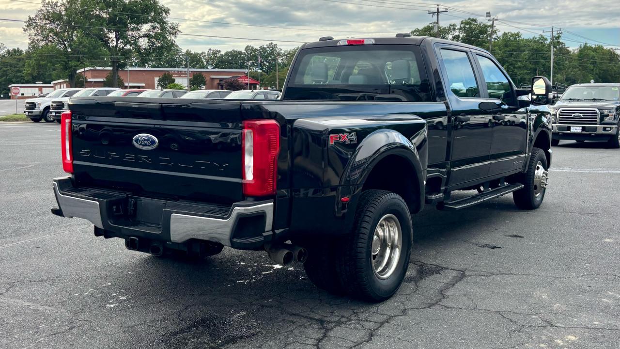 Ford Super Duty F-350 DRW  2024