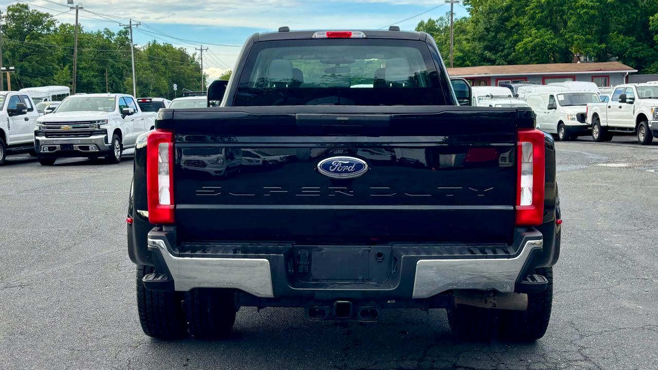 Ford Super Duty F-350 DRW  2024