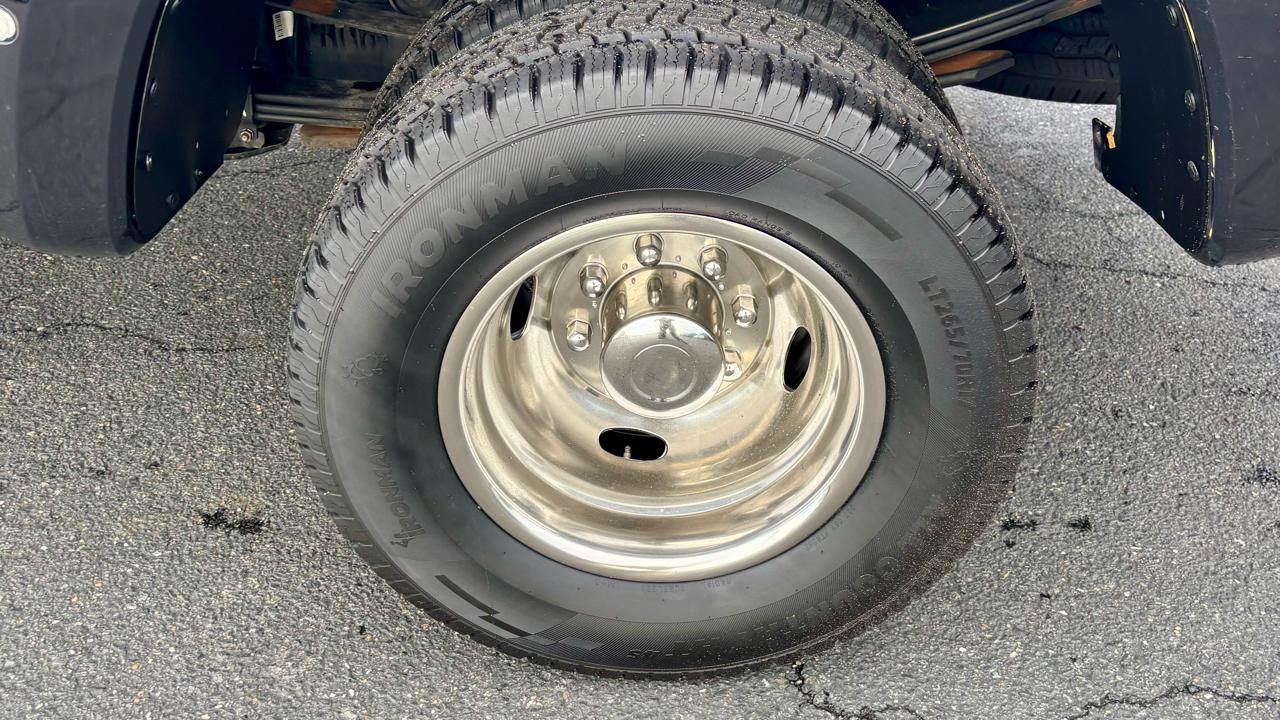 Ford Super Duty F-350 DRW  2024