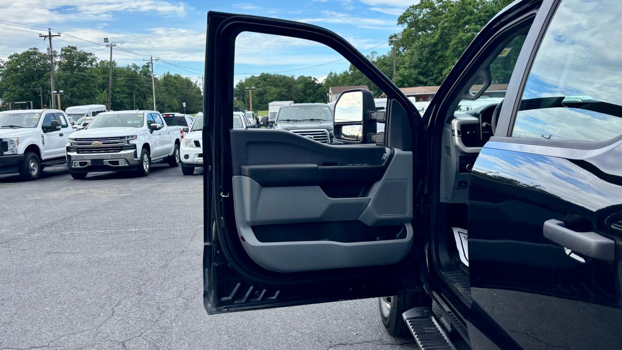 Ford Super Duty F-350 DRW  2024