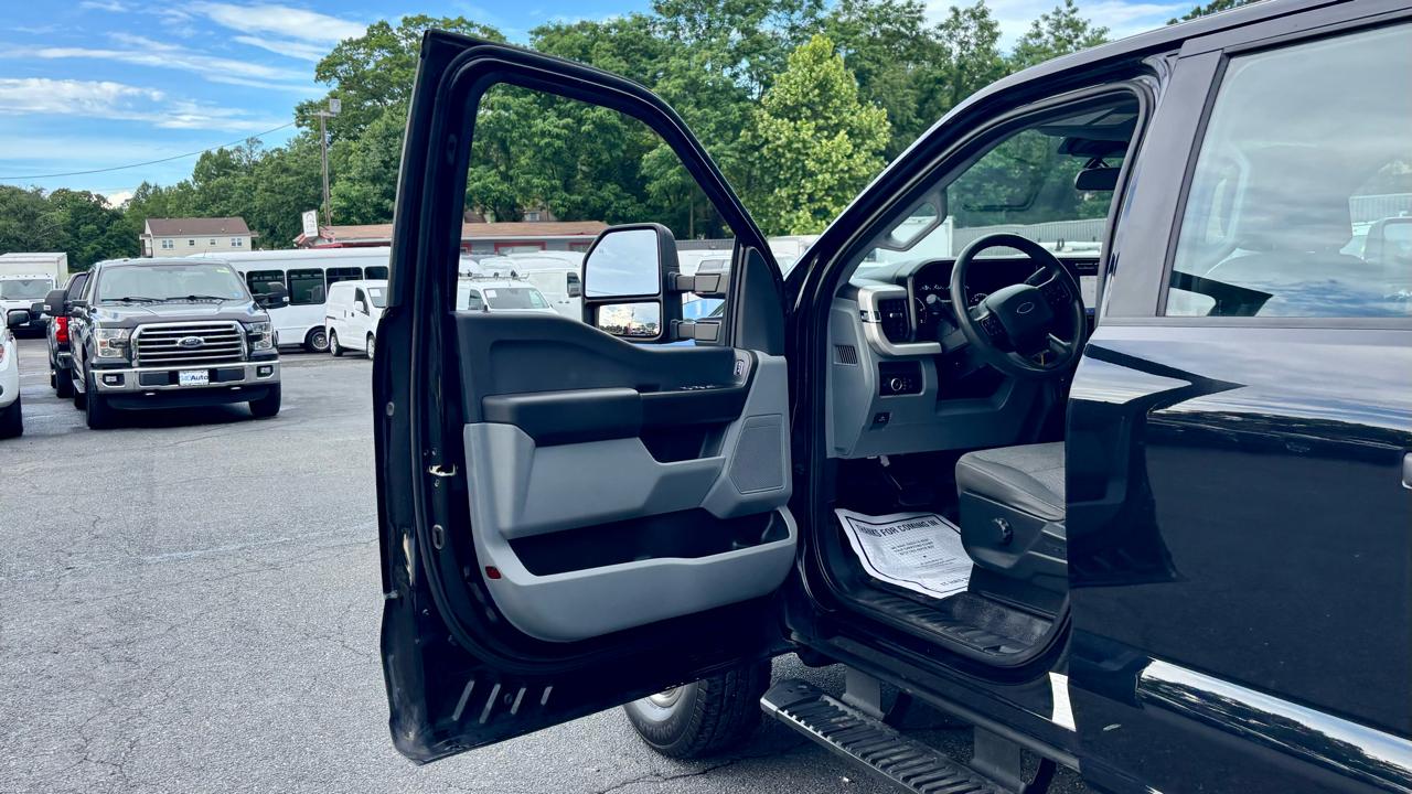 Ford Super Duty F-350 DRW  2024