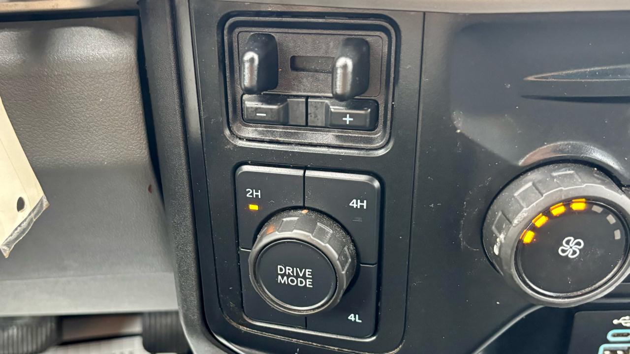 Ford Super Duty F-350 DRW  2024
