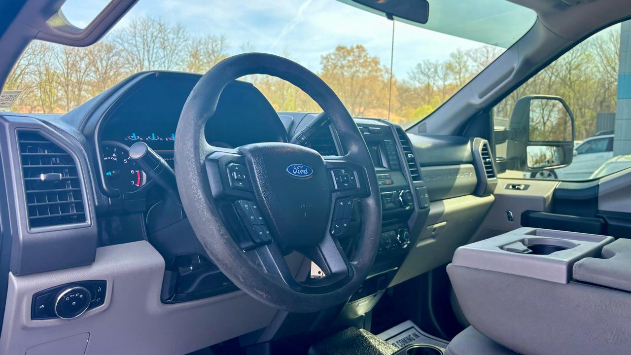 Ford Super Duty F-350 SRW  2017