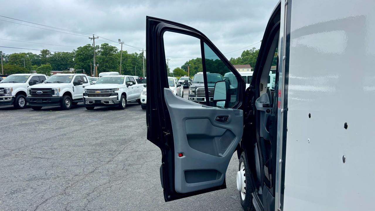 Ford Transit Cutaway  2017