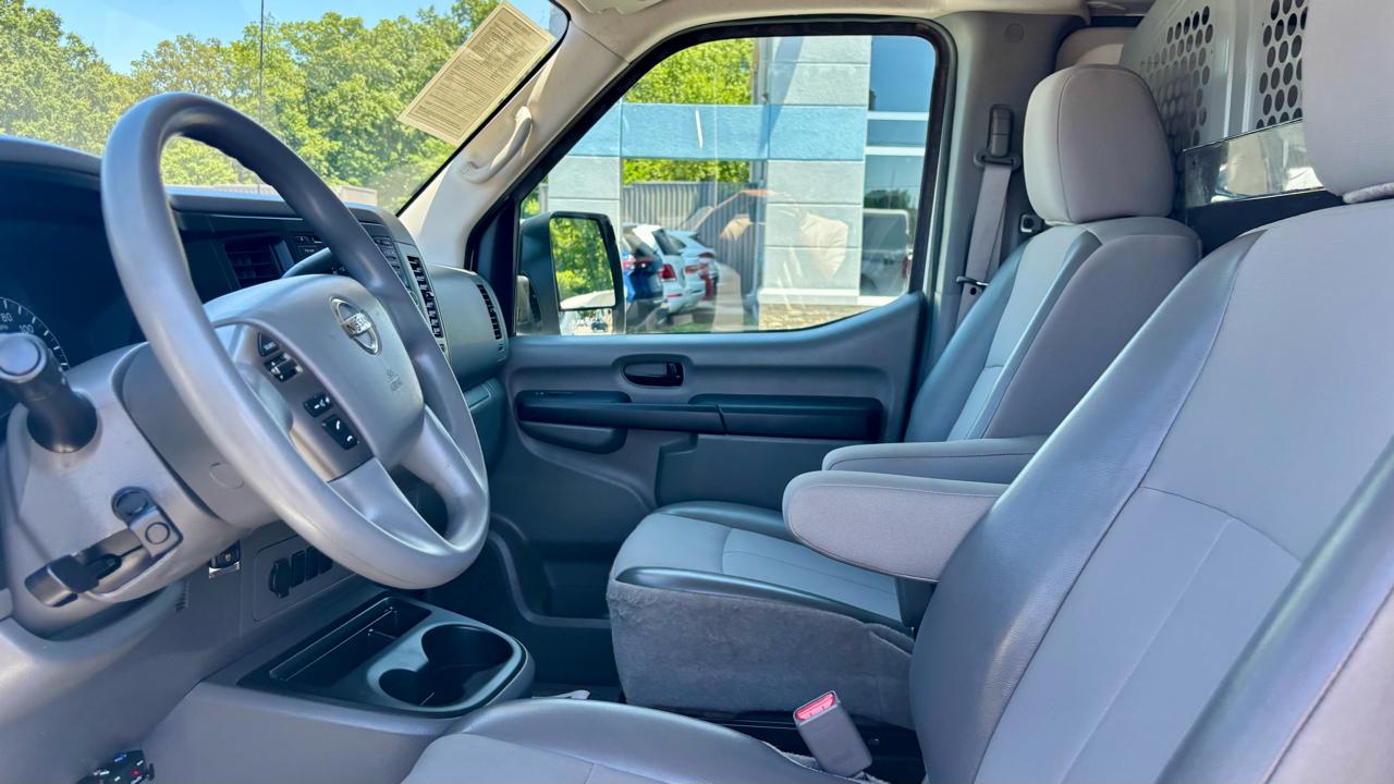 Nissan NV Cargo NV2500 HD Standard Roof V6 S 2018