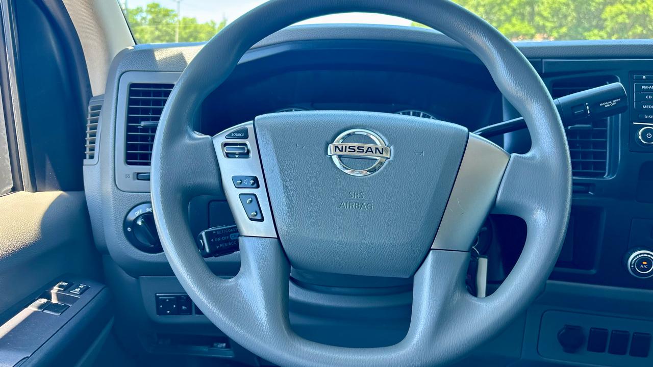 Nissan NV Cargo NV2500 HD Standard Roof V6 S 2018