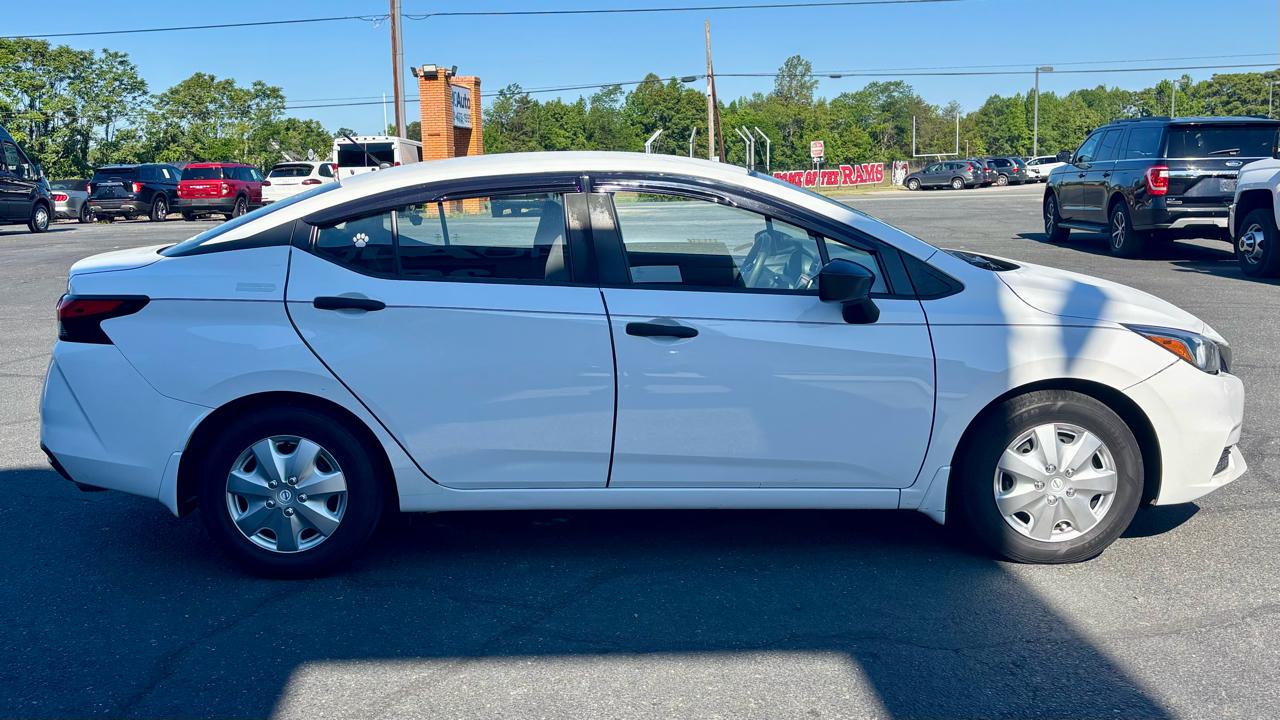 Nissan Versa S CVT 2021
