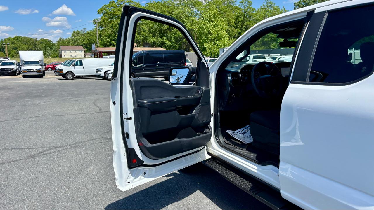 Ford F-150 STX 4WD SuperCab 6.5' Box 2023