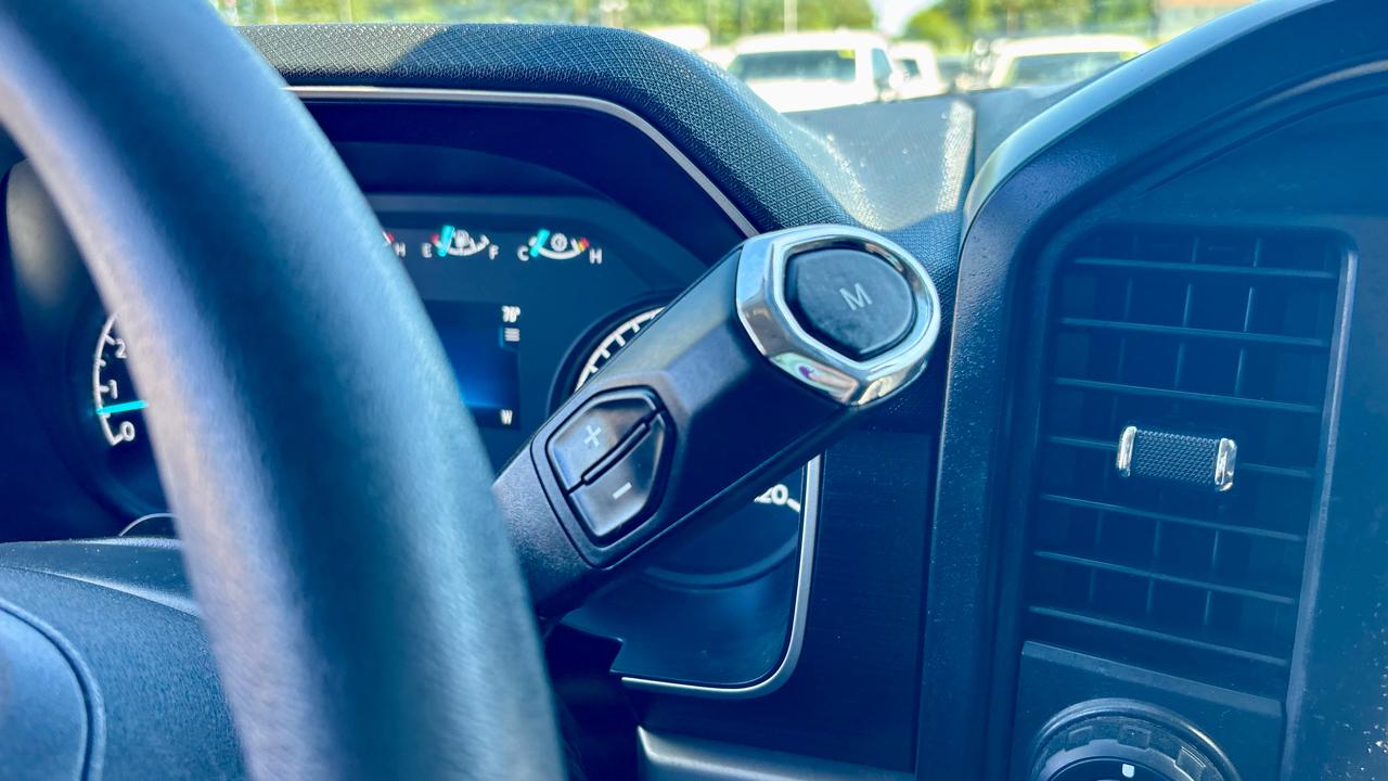 Ford F-150 XL 4WD SuperCrew 5.5' Box 2022