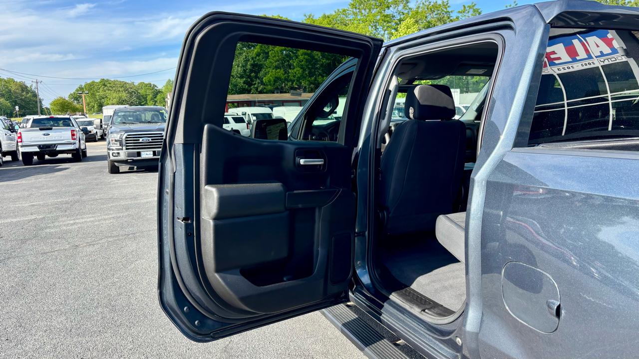 Chevrolet Silverado 1500 4WD Crew Cab 147" Custom 2019