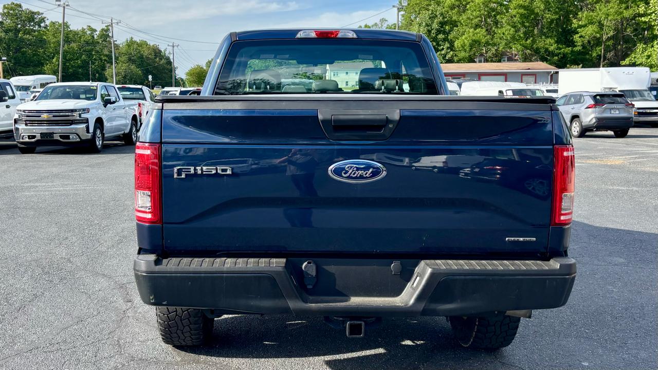 Ford F-150 4WD SuperCab 163" Lariat w/HD Payload Pkg 2015