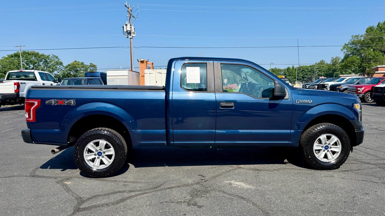 Ford F-150 4WD SuperCab 145" XL 2015