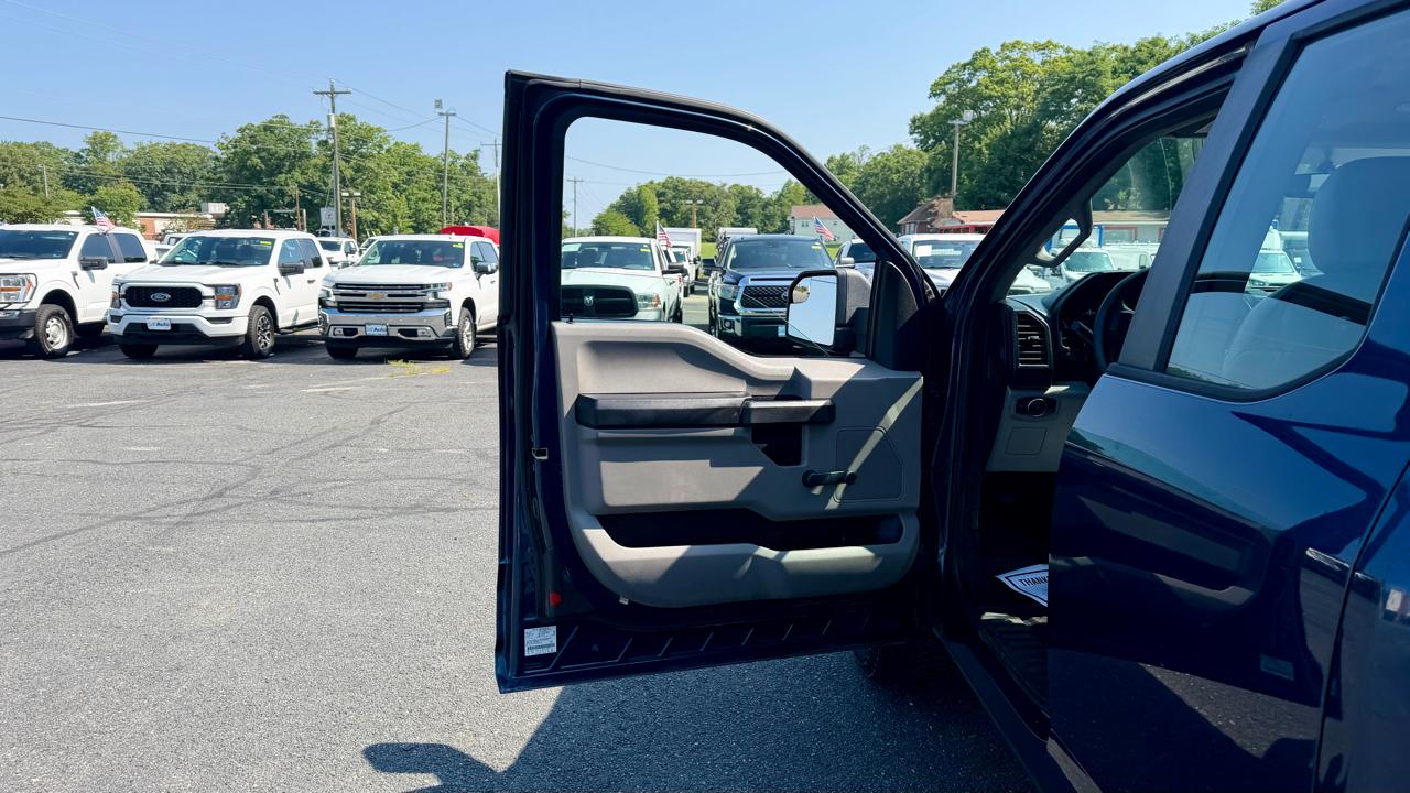 Ford F-150 4WD SuperCab 145" XL 2015