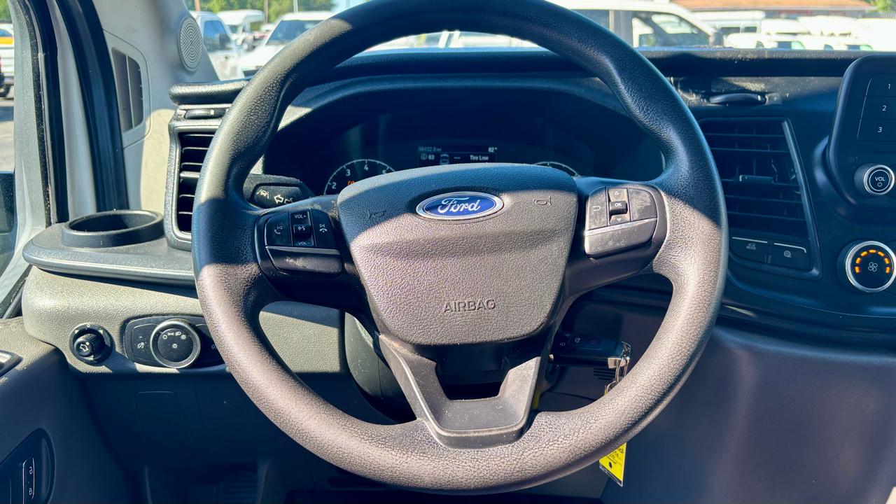 Ford Transit Cutaway  2022