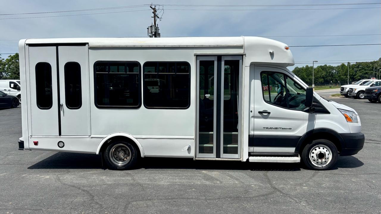 Ford Transit Passenger Wagon  2019
