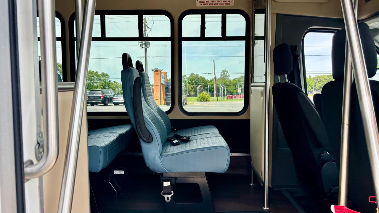 Ford Transit Passenger Wagon  2019