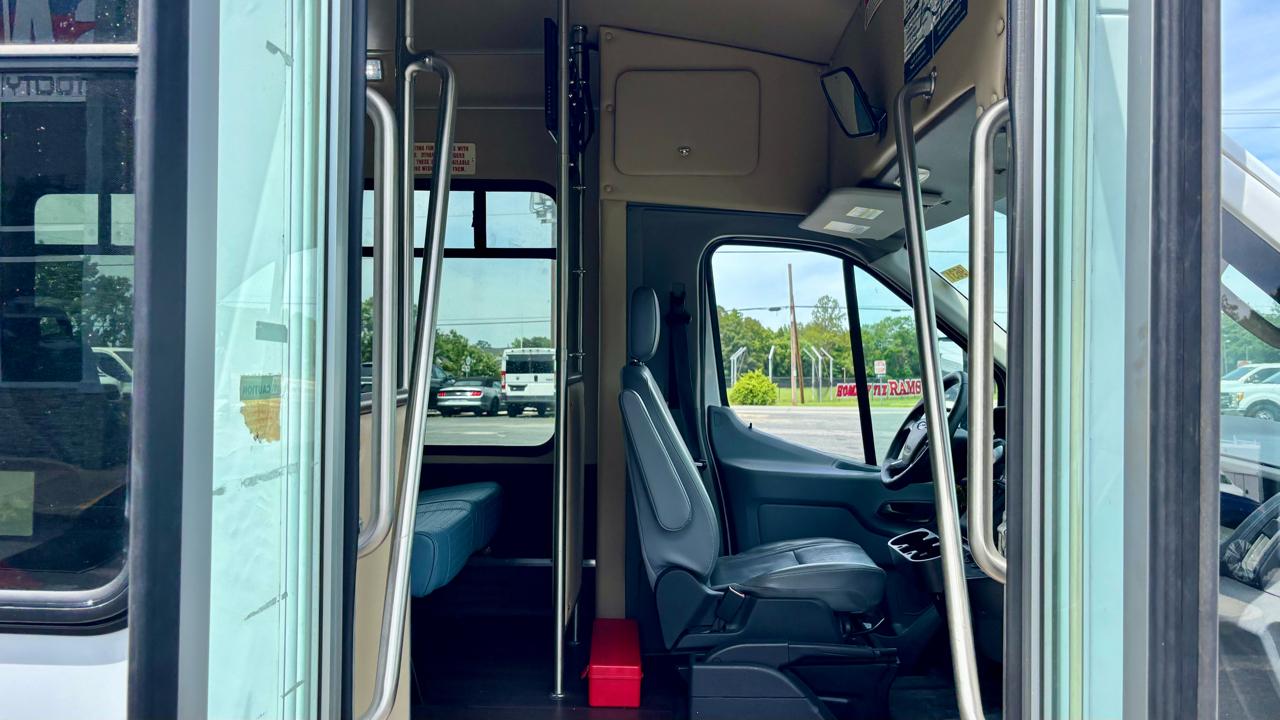 Ford Transit Passenger Wagon  2019