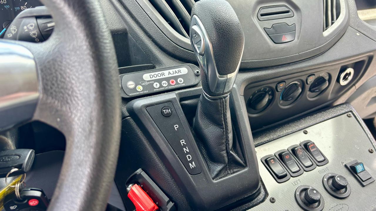 Ford Transit Passenger Wagon  2019