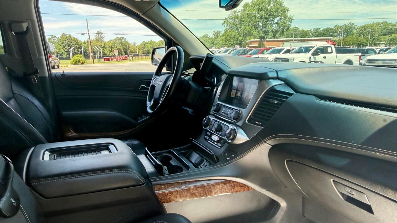 Chevrolet Suburban  2017